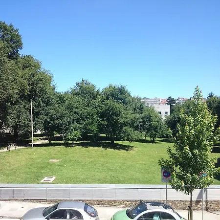 Pisos En Rua Das Salvadas 公寓 *