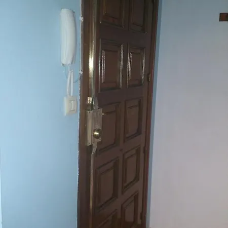 Pisos En Rua Das Salvadas 公寓 *